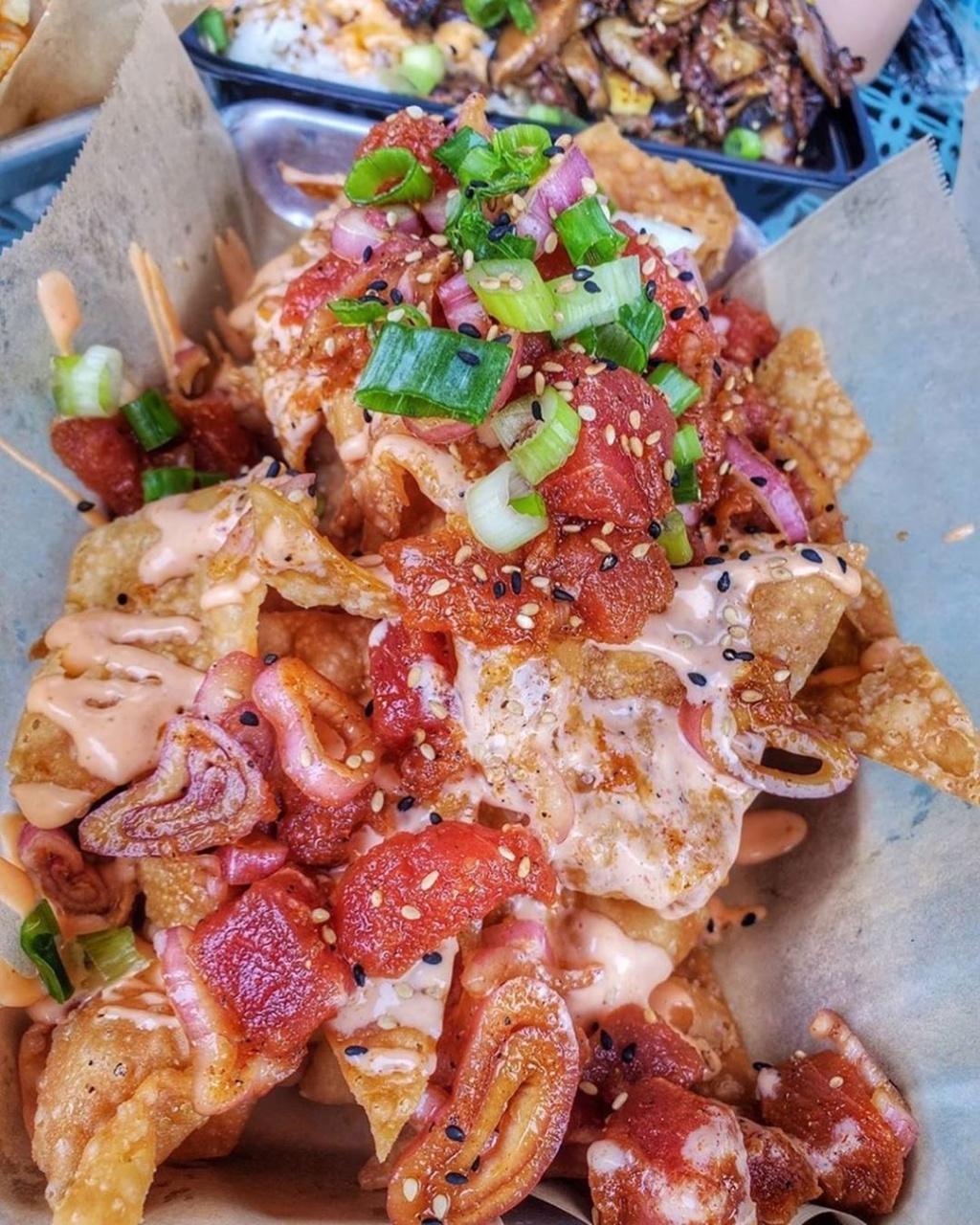 Poke Nachos Cha Cafe