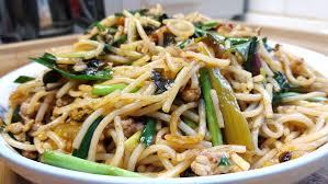 Y02. 炒米线 Yunnan Fried Rice Noodle