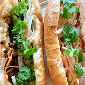 Grilled Chicken Banh Mi (Ga Nuong)