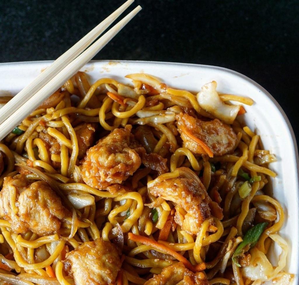 Image for Combo Chicken Lo Mein.