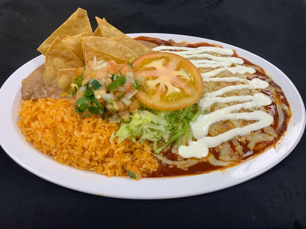 #28 Chicken Enchilada Plate w/beans & Rice